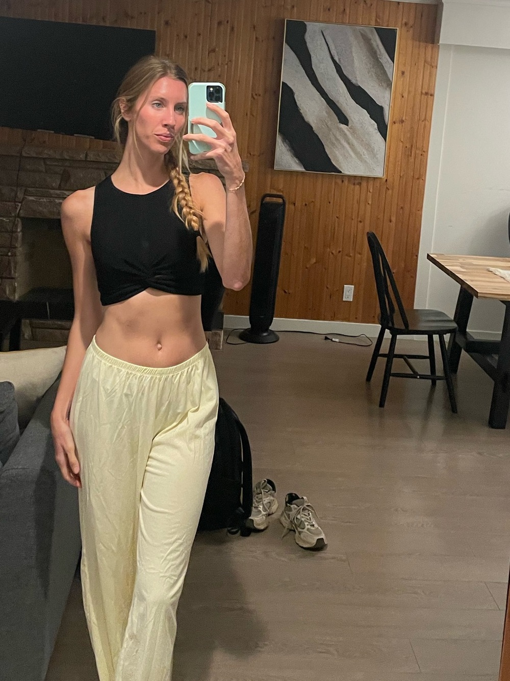 Black Cropped Front Knot Ribbed Cami